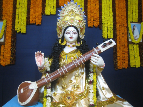 Information about dussehra special goddess Saraswathi devi shodashopachara puja vidhanam   shodashopachara puja